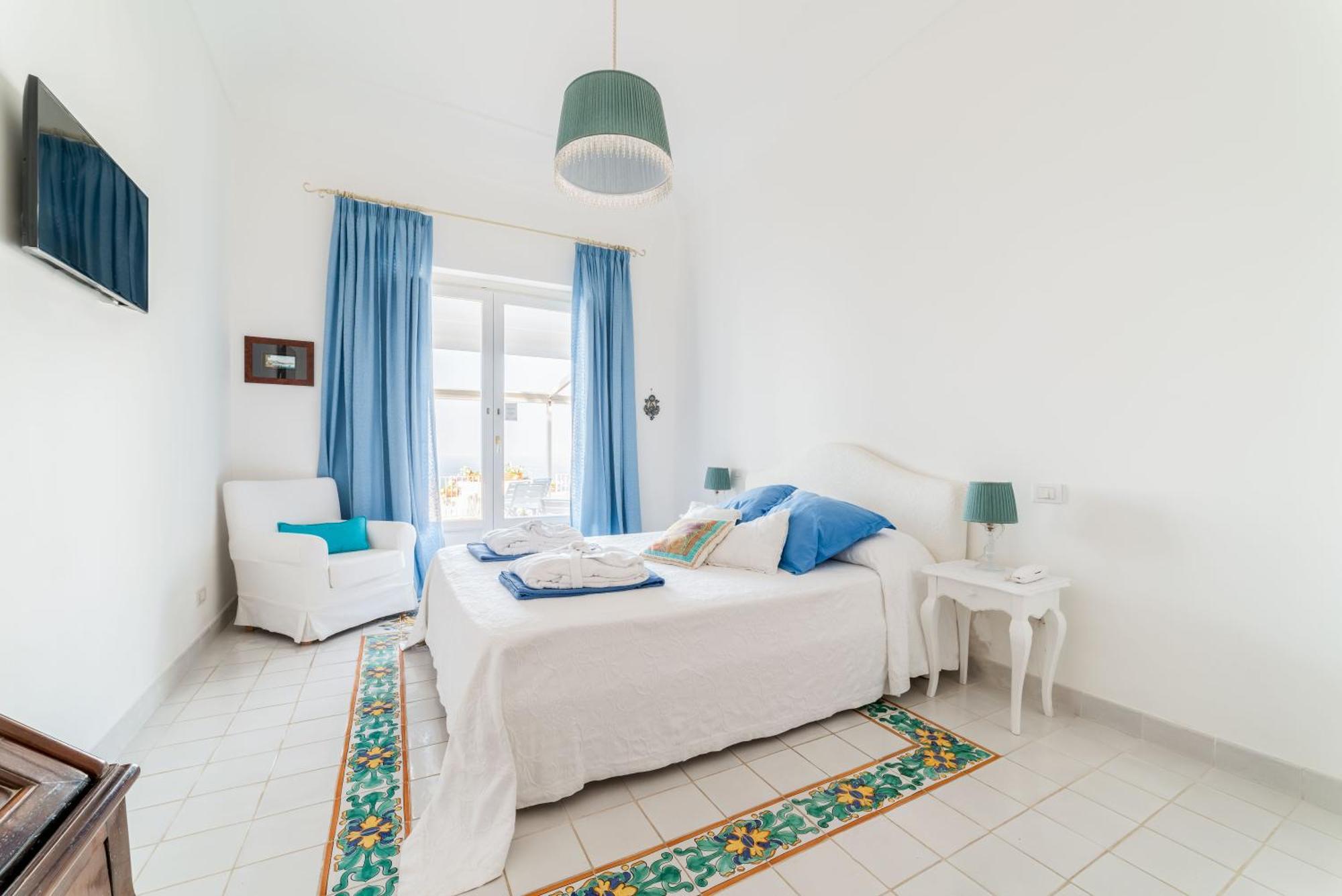 Masa Villas Praiano Room photo